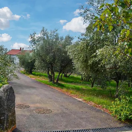 3 Bedroom Lovely In * Malinska