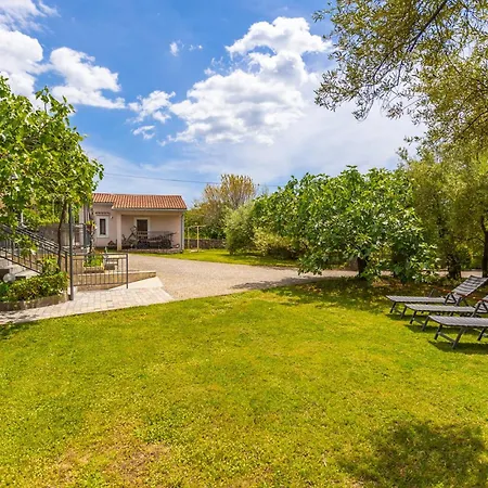 3 Bedroom Lovely In * Malinska