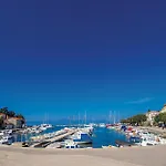 In With House Sea View Apartman Malinska